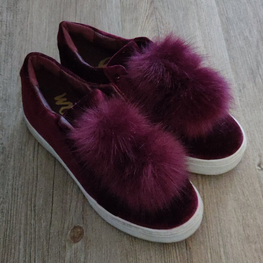 Burgundy Sam Edelman slide-on sneaks w/fur!